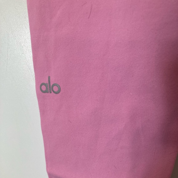 Alo yoga pink sweatsuit (sweater, pants) - Picture 7 of 7